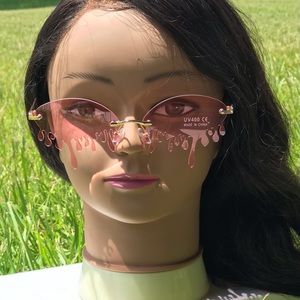 NWT- Light Pink Dripping sunglasses